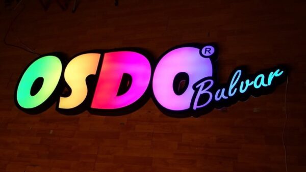 içten pixel led modül aydınlatmalı fırın boyalı aluminyum fileli kutu harfler